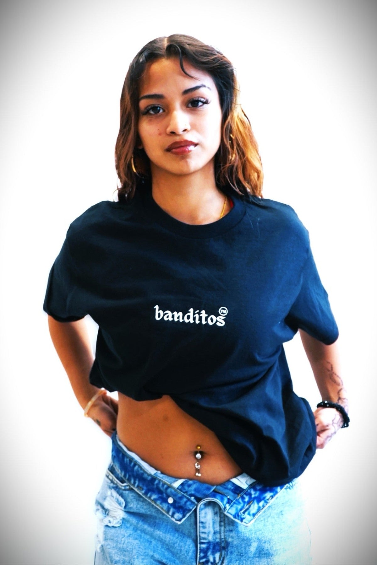 REGULAR TEE